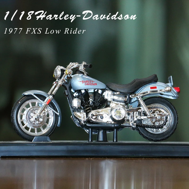 Maisto 1:18-as HARLEY DAVIDSON 1977 FXS Low Rider Fröccsöntött Motoros Modell Működőképes Játék Ajándékok Gyűjtemény